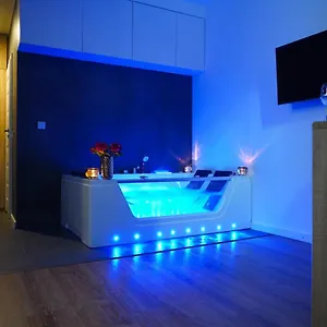  Apartament Modern Jacuzzi